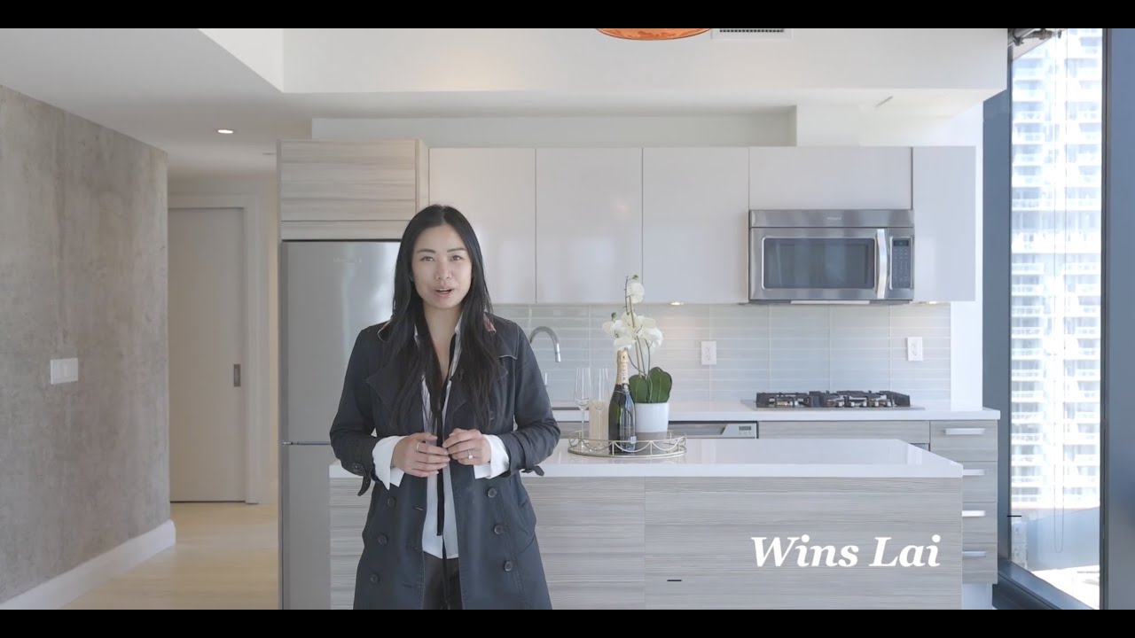 🚨 Just Listed!  🚨 224 King Street West - Unit 1504 - Virtual Tour