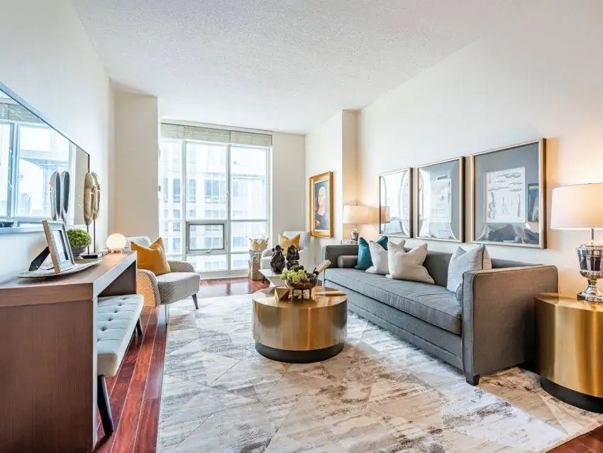 7 763 Bay St Unit 4705 living room neutral colours beautiful decor 2