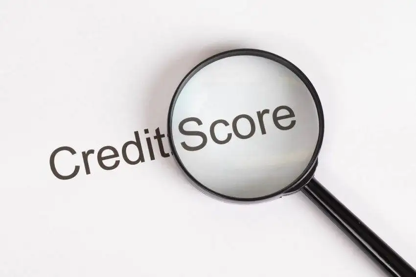 magnifying glass credit score