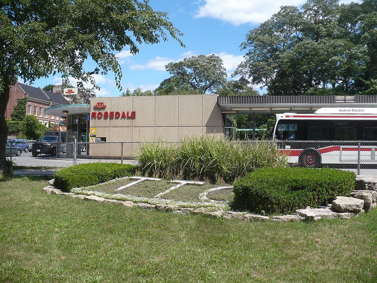 TTC bus stop and subway in Rosedale Toronto