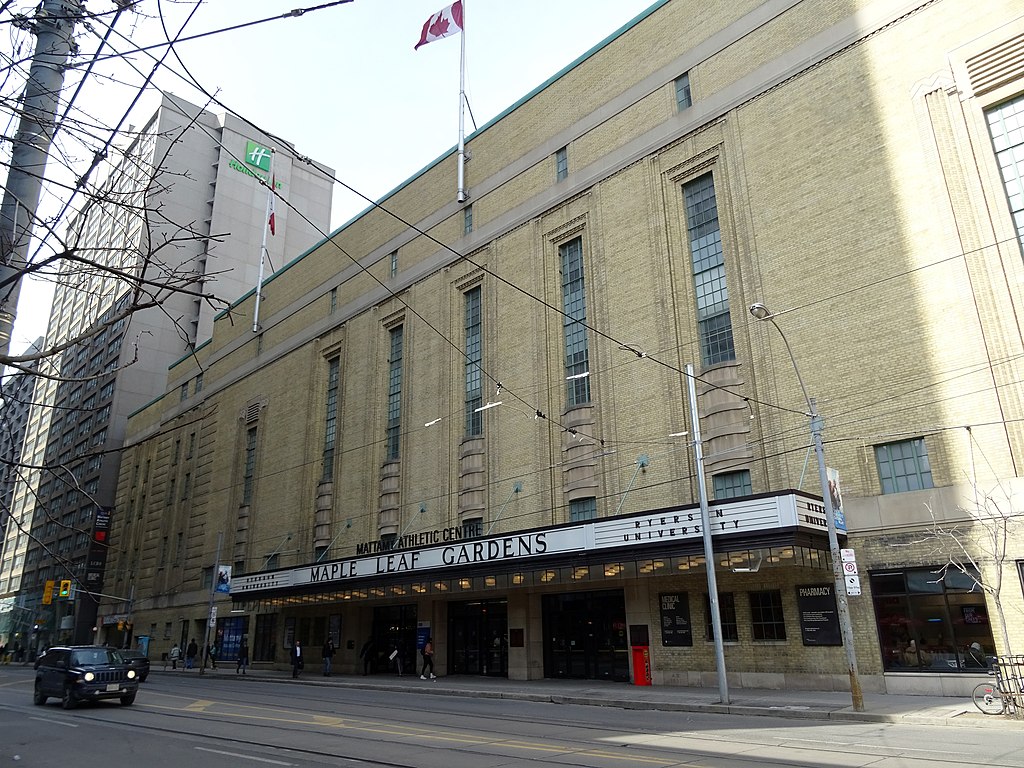 Street view of Maple Leaf Gardens building.