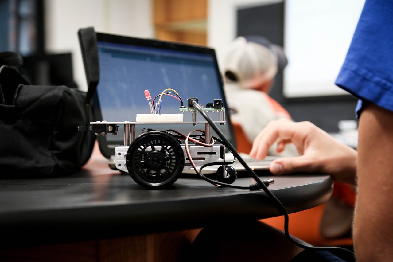 Students in robotics class.