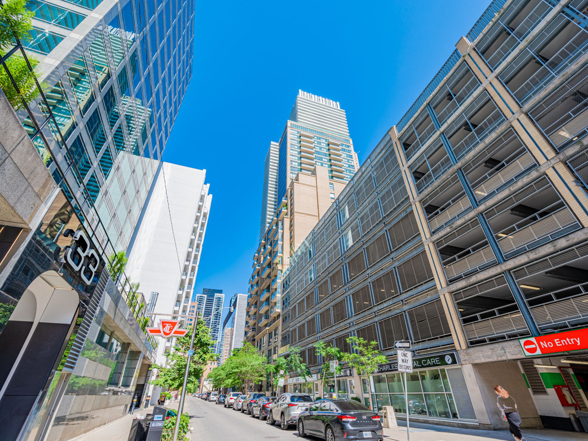 Streets and transit stop outside The Bloor Street Neighbourhood condo.