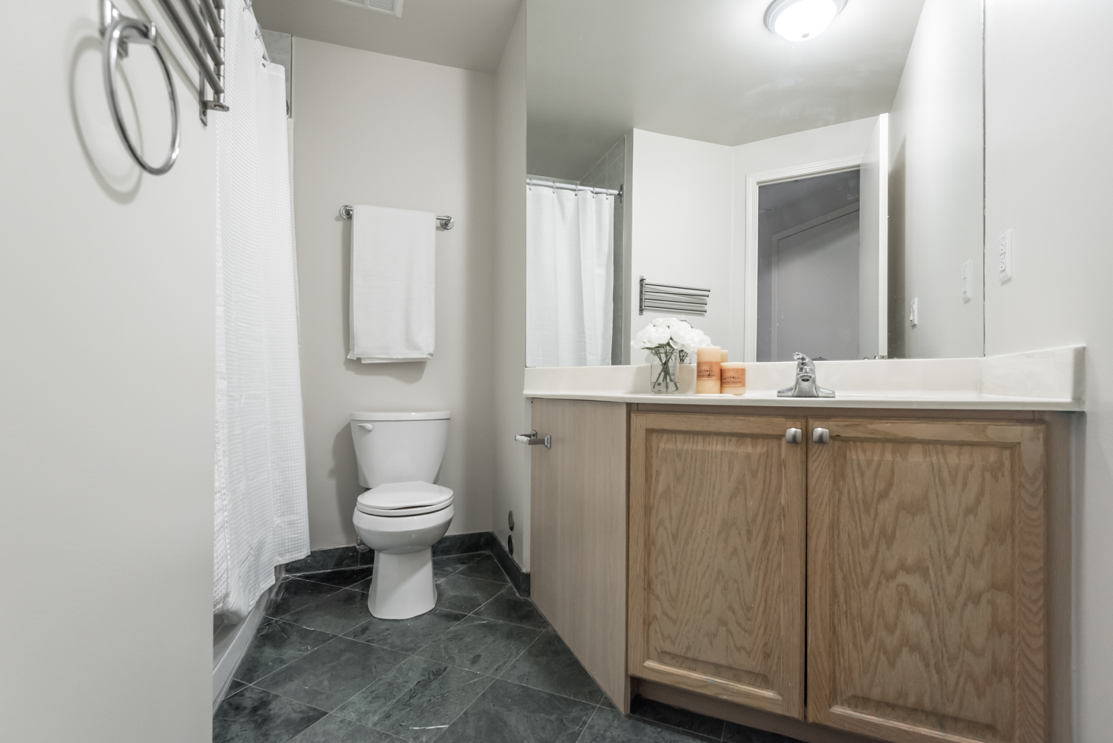 Our first look at the master bath and we can see it's rather large.