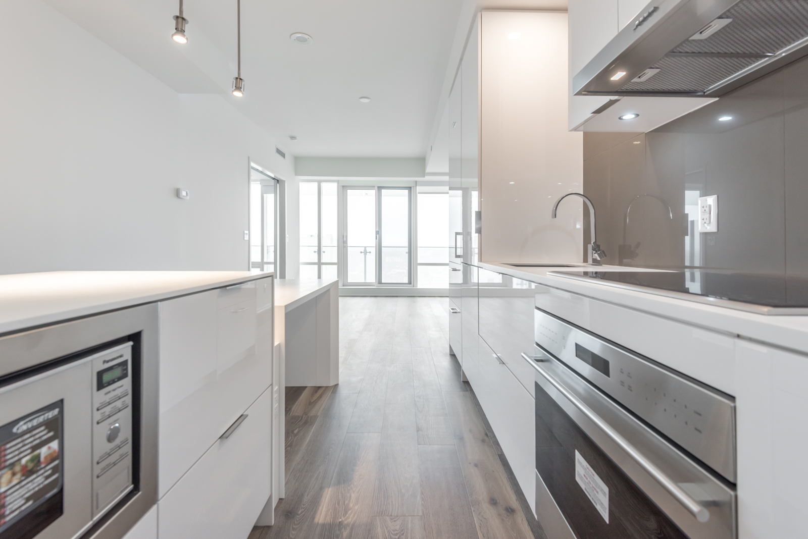 Photo showing kitchen island and stove