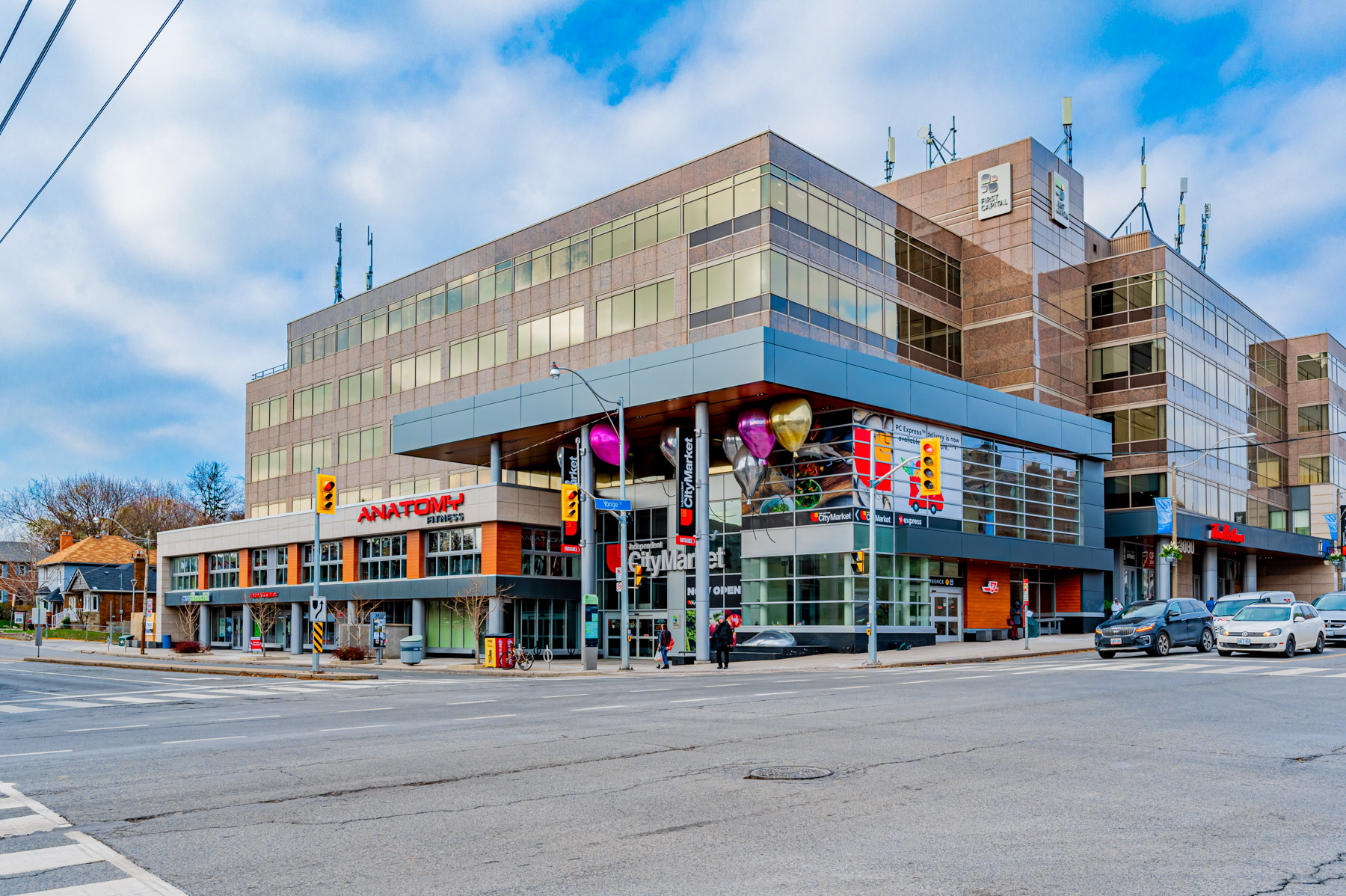 Independent City Market exterior.