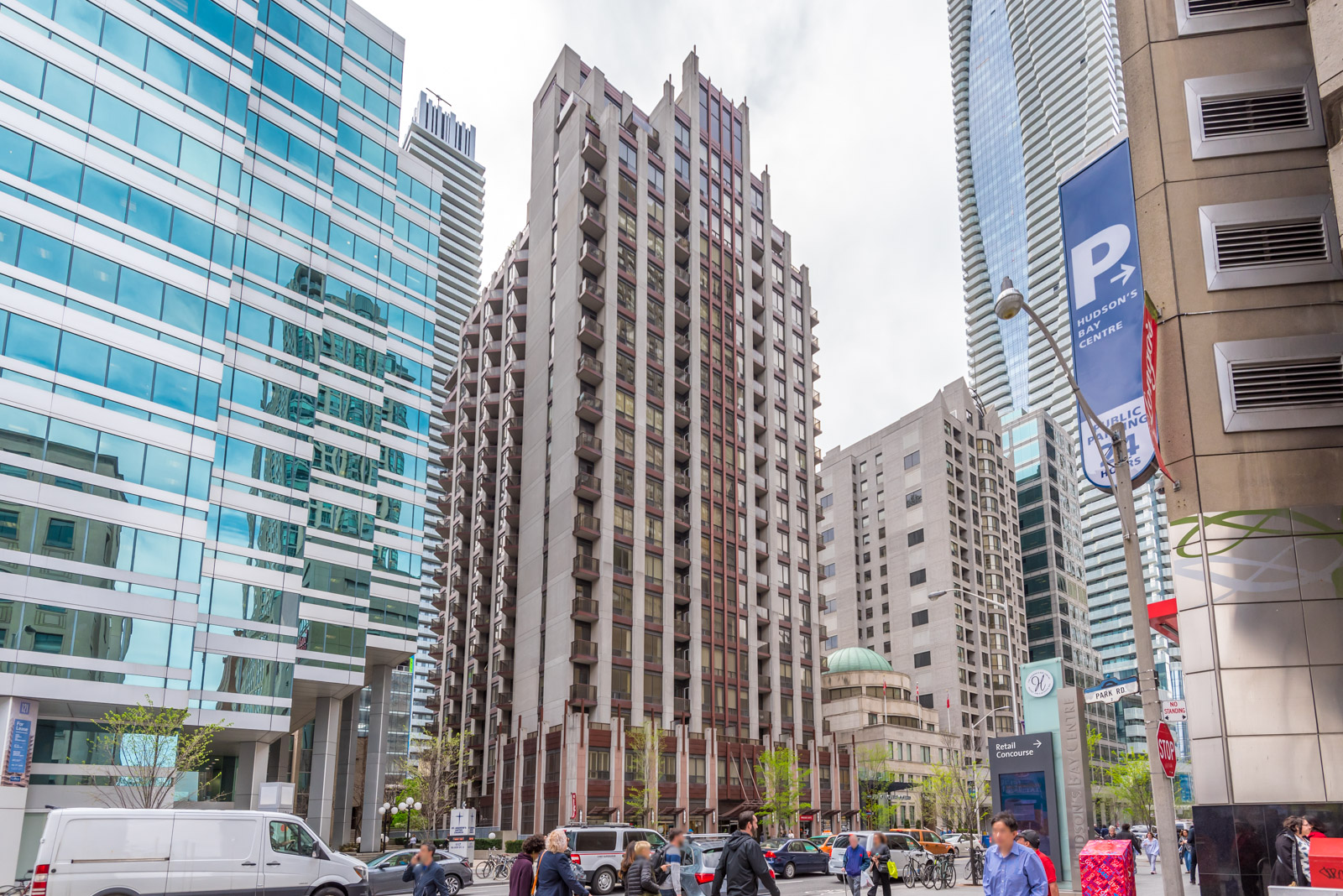 So we see a photo of 85 Bloor from across the street. While not as tall as other buildings, it's still yet beautiful.