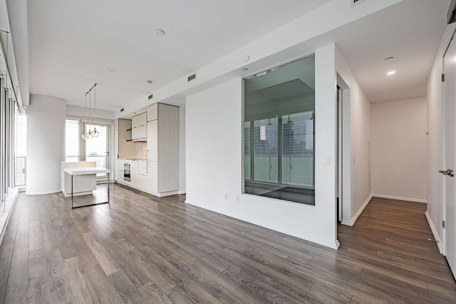 Condo with open-concept, linear design – 197 Yonge St Unit 2209.