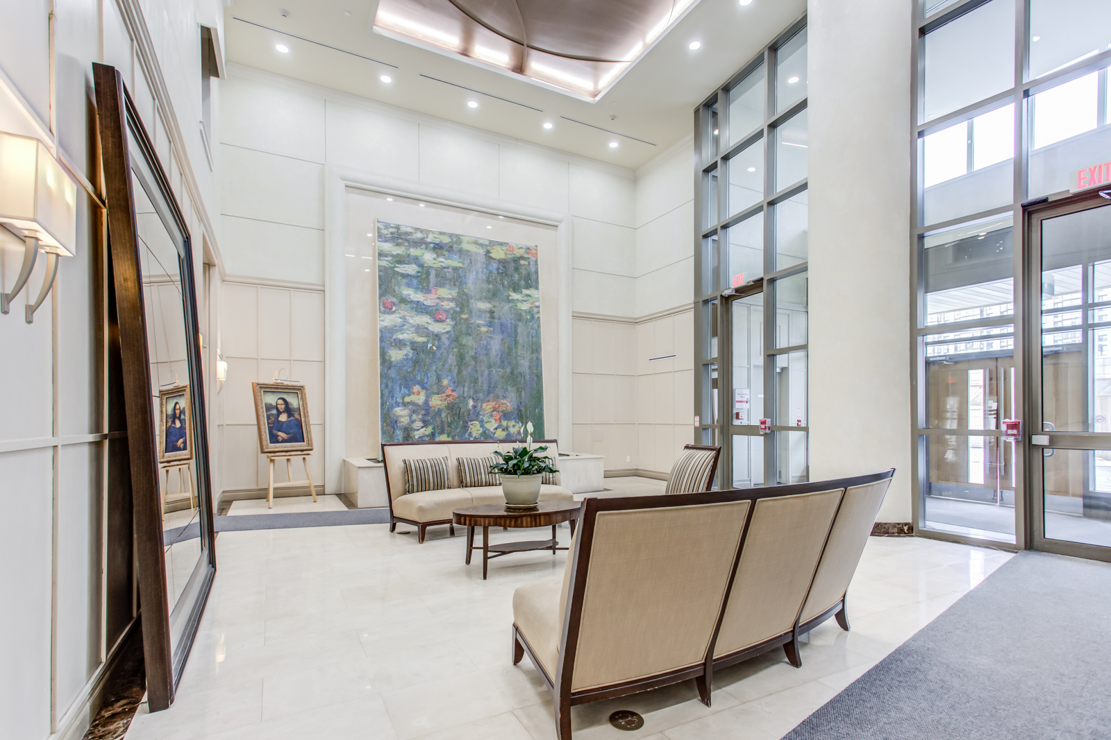 18 Holmes Avenue Lobby with portrait of Mona Lisa Residences