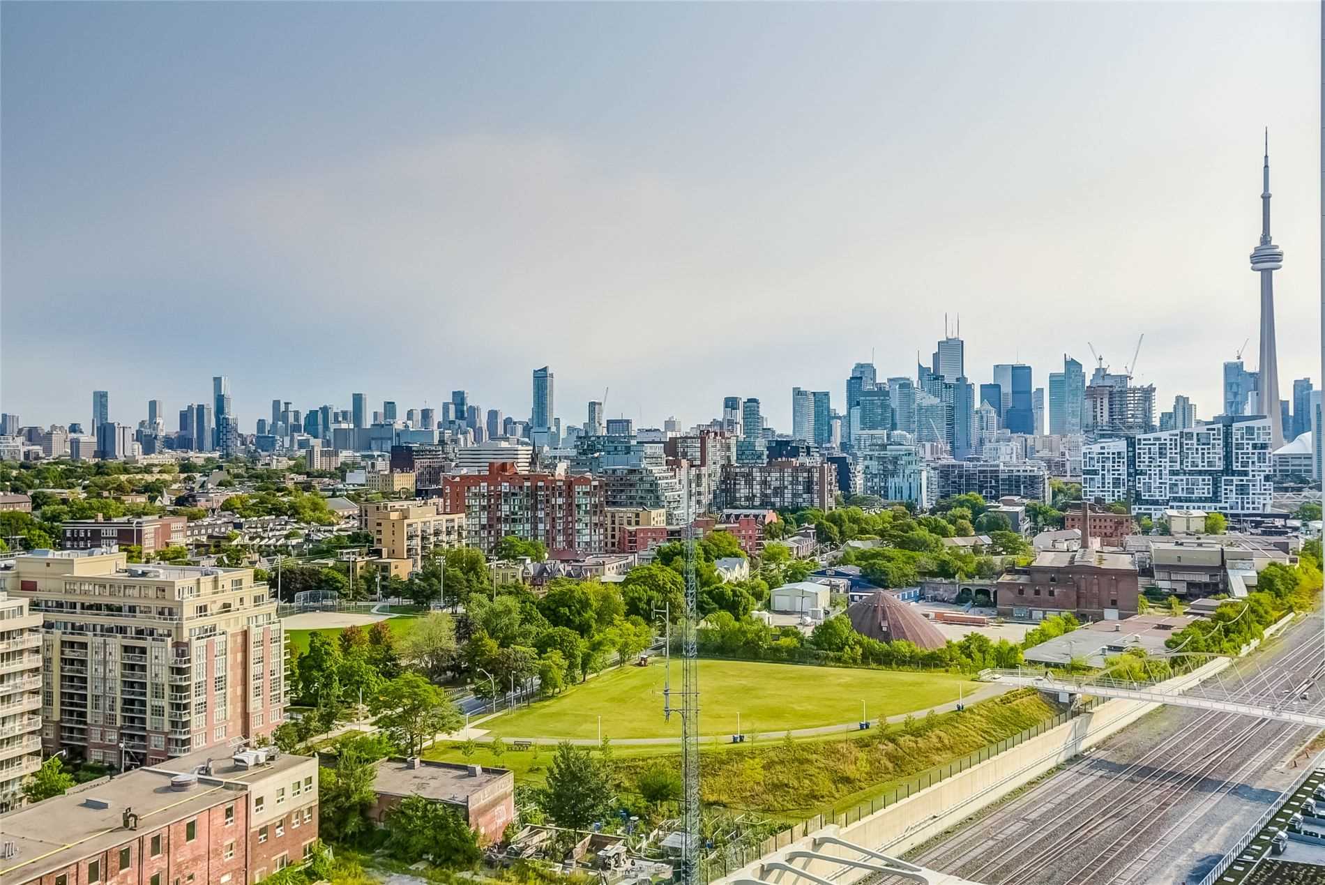 Sunny Toronto skyline showing optimism behind October 2020 Housing Market.