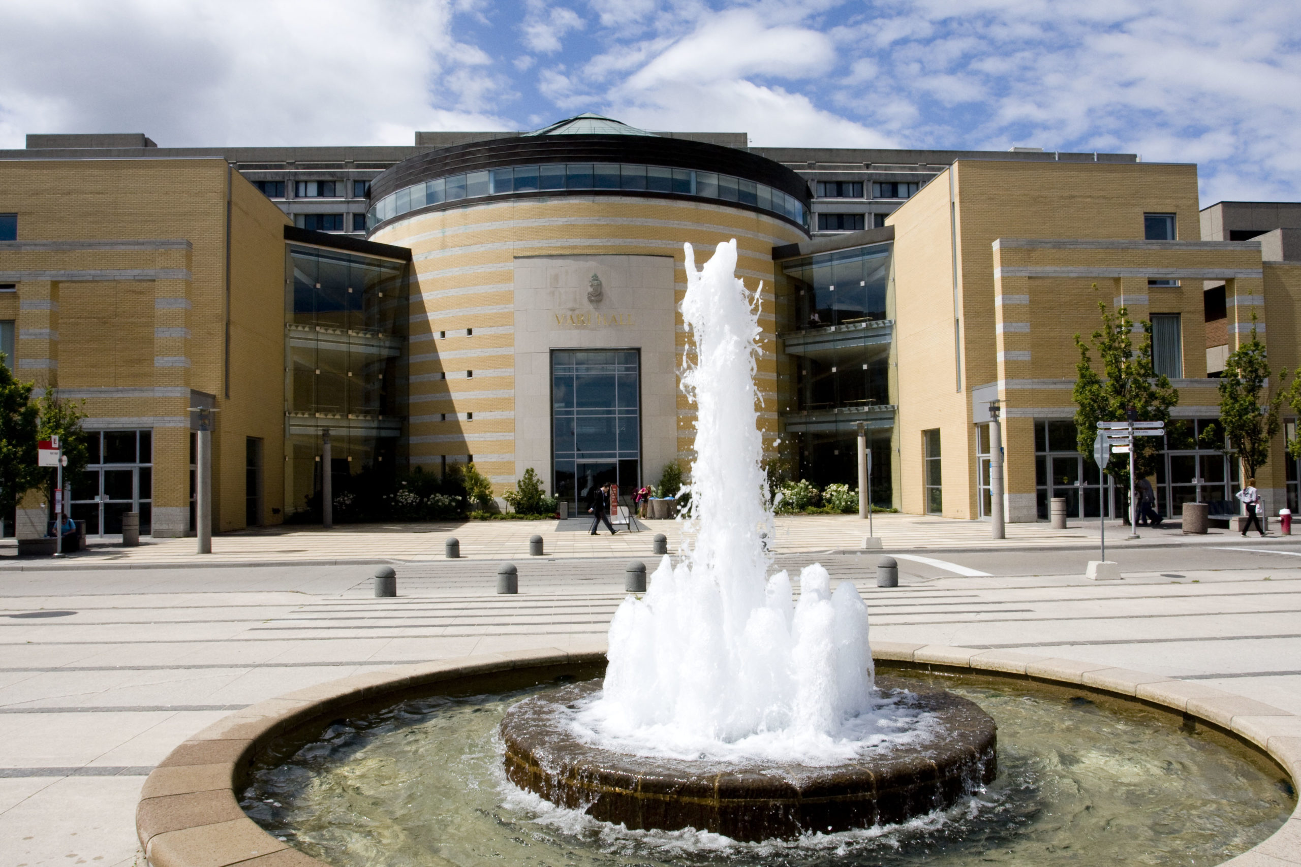 Rotunda and fountain of York University's Vari Hall. 