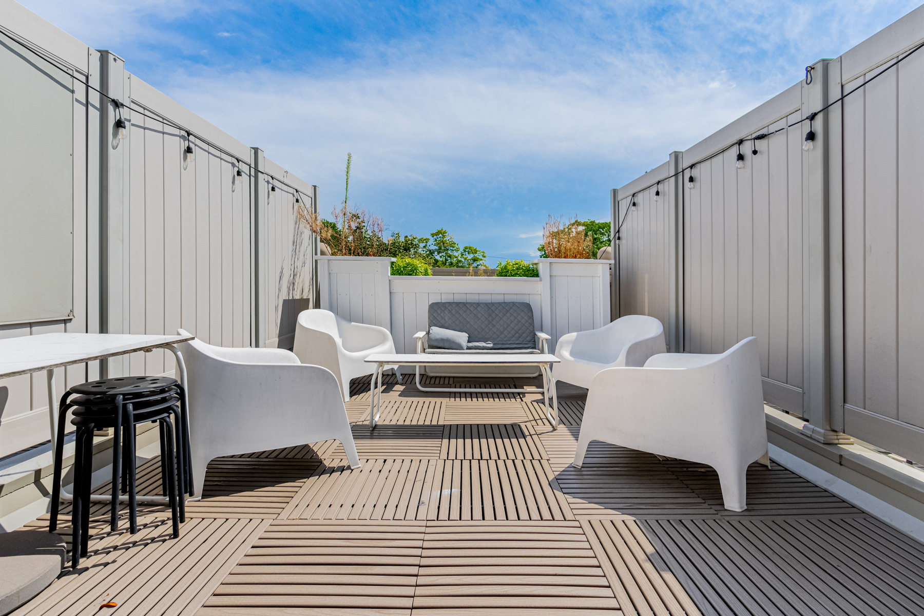 Large rooftop terrace with tall fence – 2132 Bayview Ave Unit 199