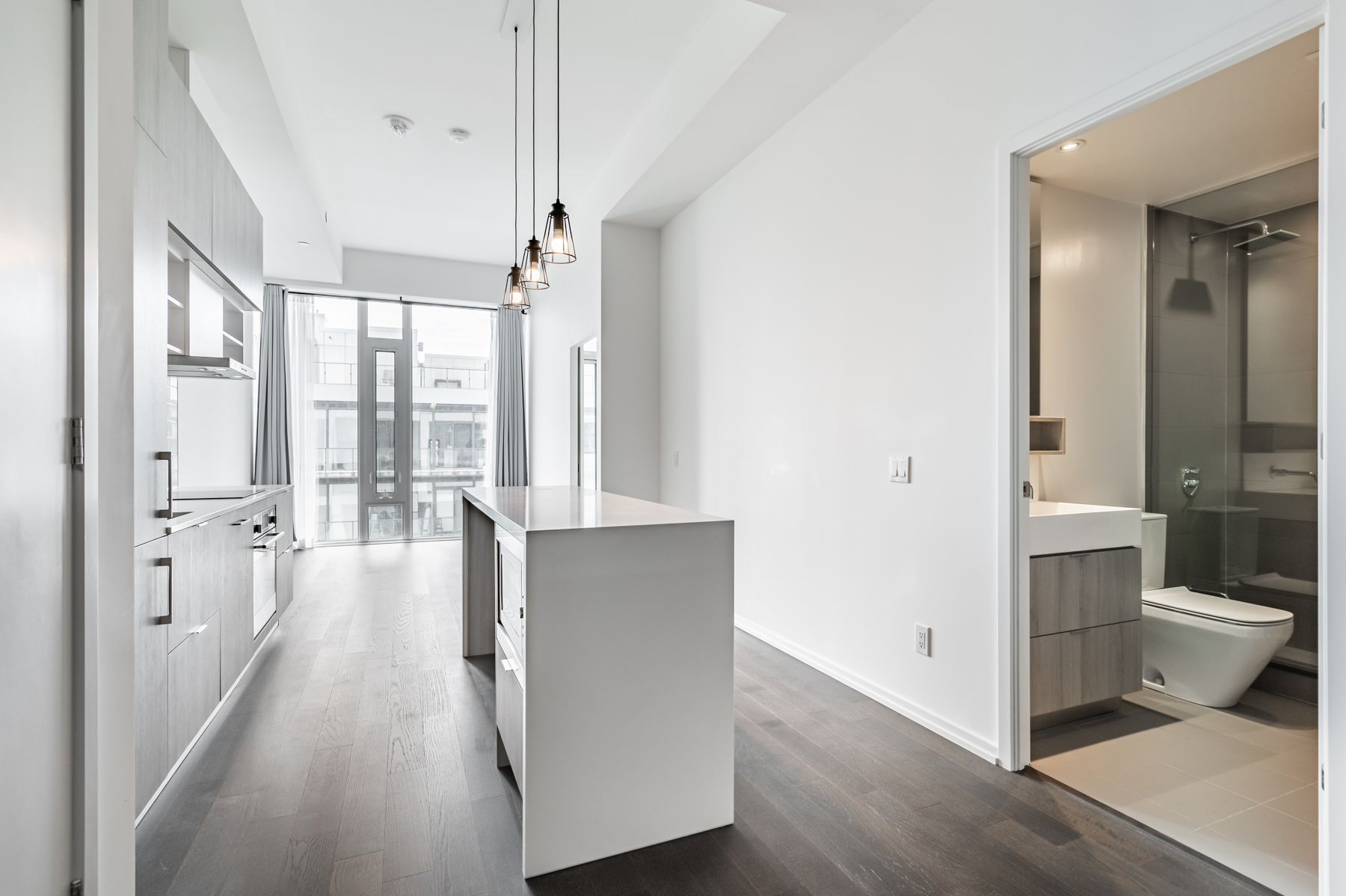 5 Soudan Ave Unit 1702 kitchen, living and dining areas with clean, open-concept layout.